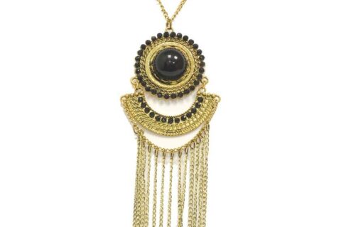 Collier à longues franges