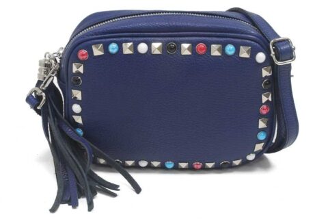 Sac bleu avec clous