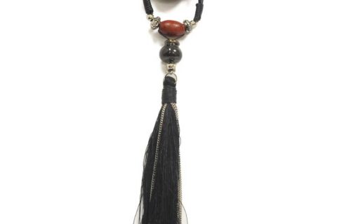 Long collier à corde en cuir et longues franges