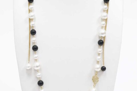 Long collier à perles