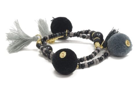 Bracelet à perles avec franges et pompons