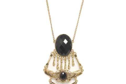 Collier à multi chaînes avec pierres à facettes et ornement métallique
